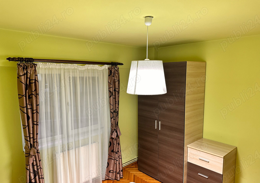Apartament de inchiriat, zona Complex, 4 camere str. Delfinului
