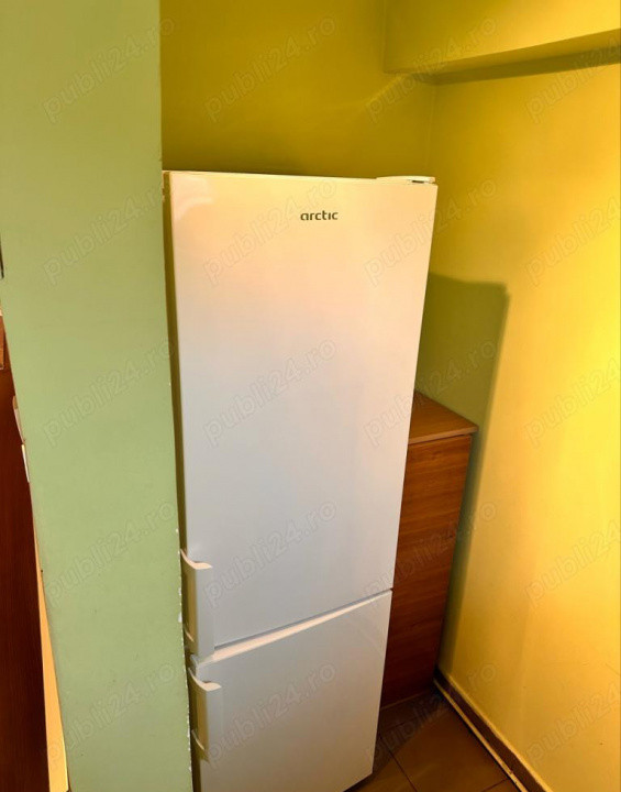 Apartament de inchiriat, zona Complex, 4 camere str. Delfinului