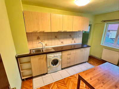 Apartament de inchiriat, zona Complex, 4 camere str. Delfinului