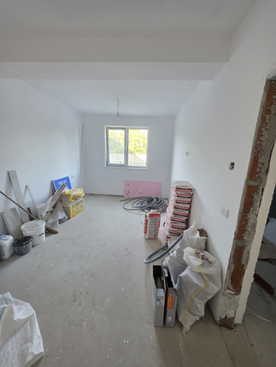 Apartament 2 camere, de vanzare. Giroc