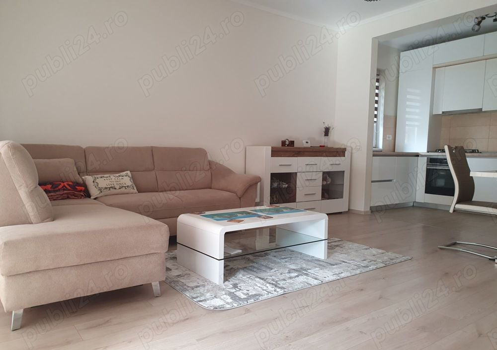 Se închiriază apartament premium 3 camere cu grădină & 2 parcări – 750 €/lună