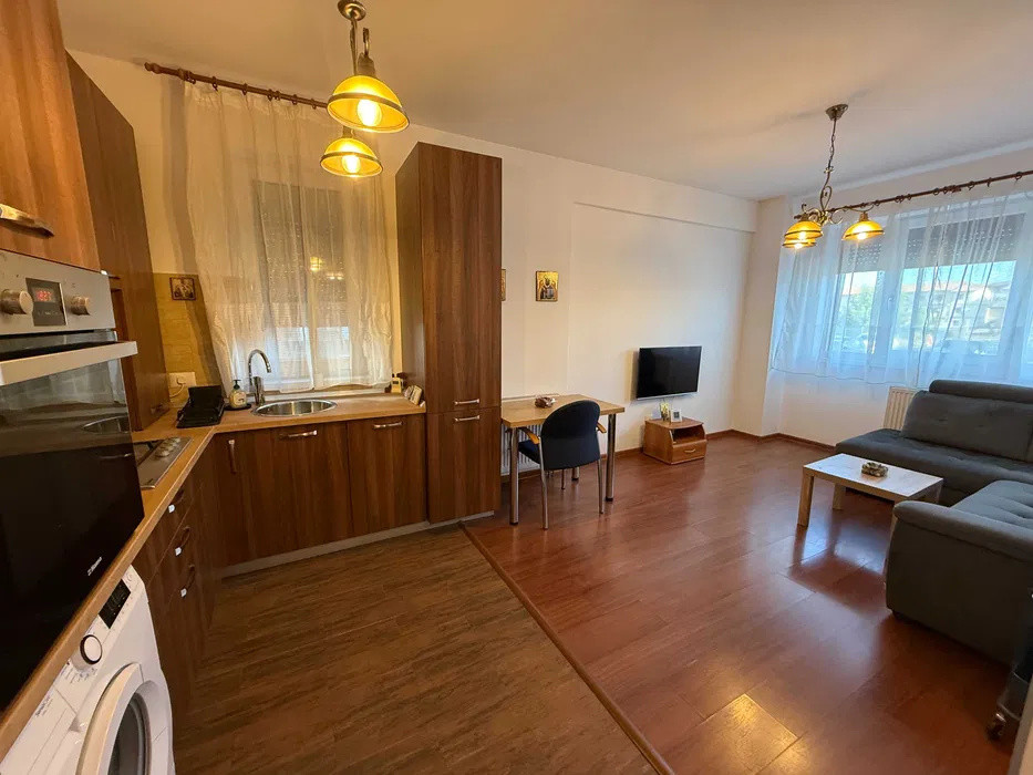 Apartament 2 camere mobilat & utilat – zona Esso - 85.000€ + loc parcare 5000€