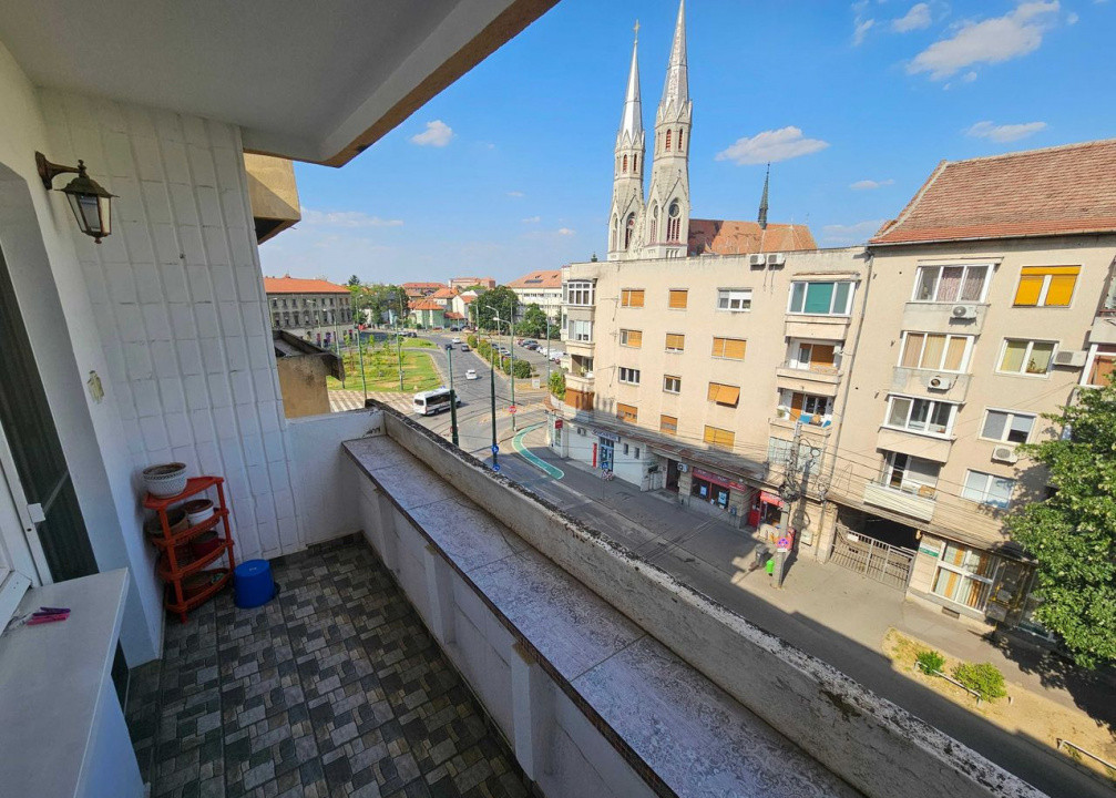Apartament 2 camere decomandat – lângă Catedrala Balcescu – 45,6 m²