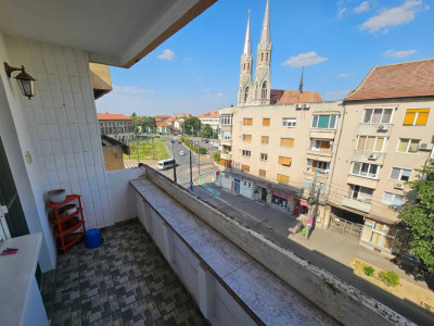 Apartament 2 camere decomandat – lângă Catedrala Balcescu – 45,6 m²