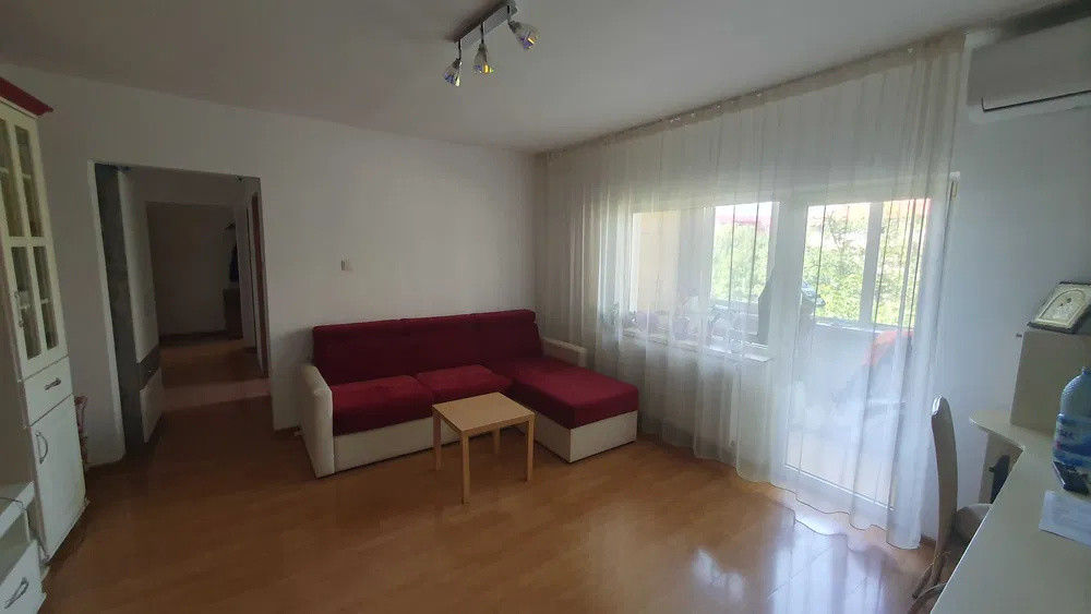 Apartament 3 camere de vanzare – în spate la Spitalul Județean Timișoara